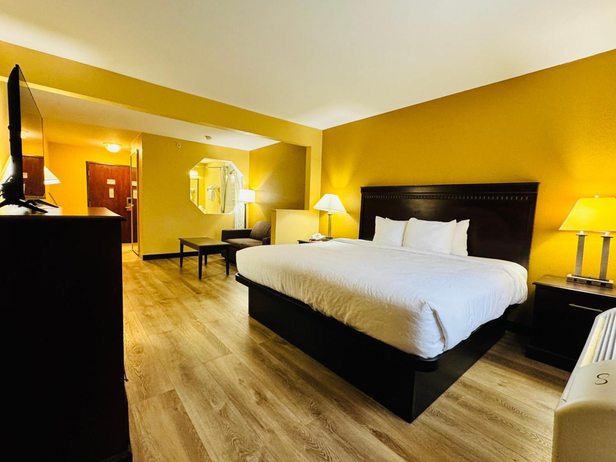 Econo Lodge Inn&Suites Monroe Buitenkant foto