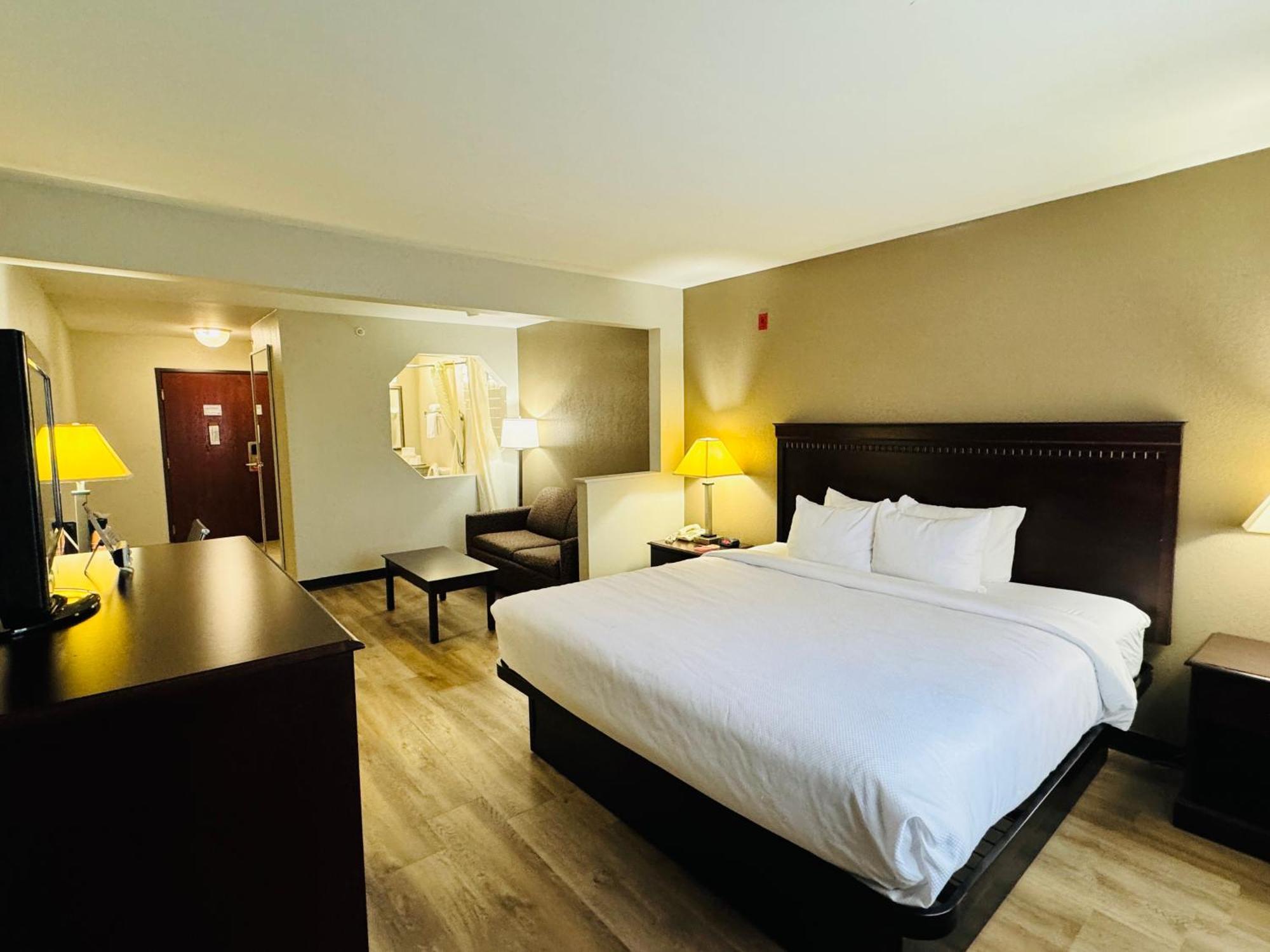 Econo Lodge Inn&Suites Monroe Buitenkant foto