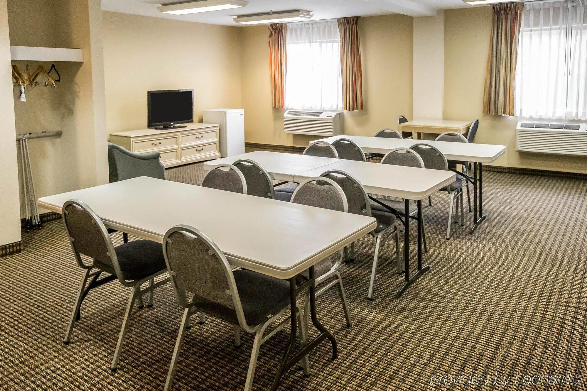 Econo Lodge Inn&Suites Monroe Buitenkant foto